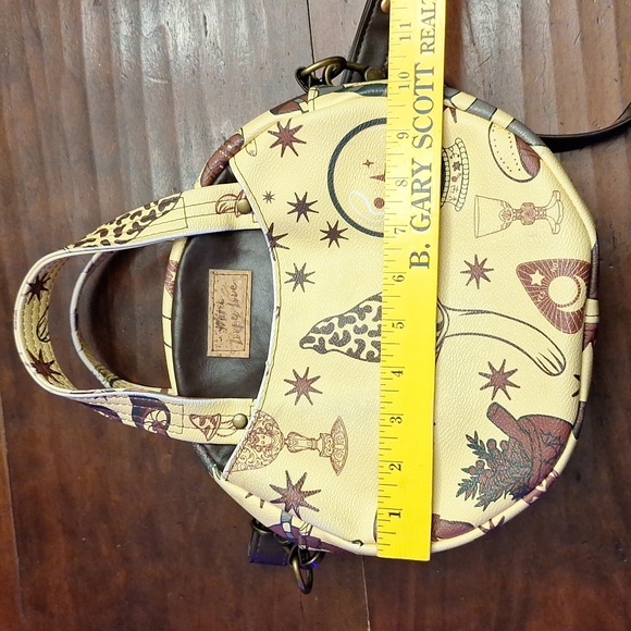 🍄 Mushroom/ouija board/crystal ball/chalice mystical round purse! - Picture 16 of 16